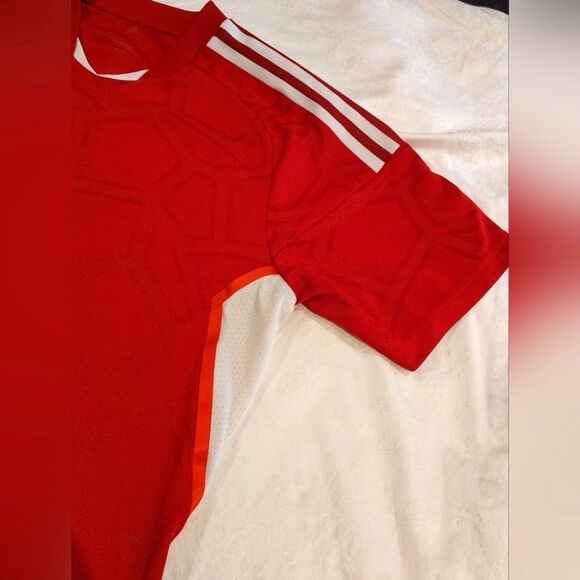 Adidas Men's Bold Red Soccer Jersey Sports Sz Medium - Picture 8 of 14